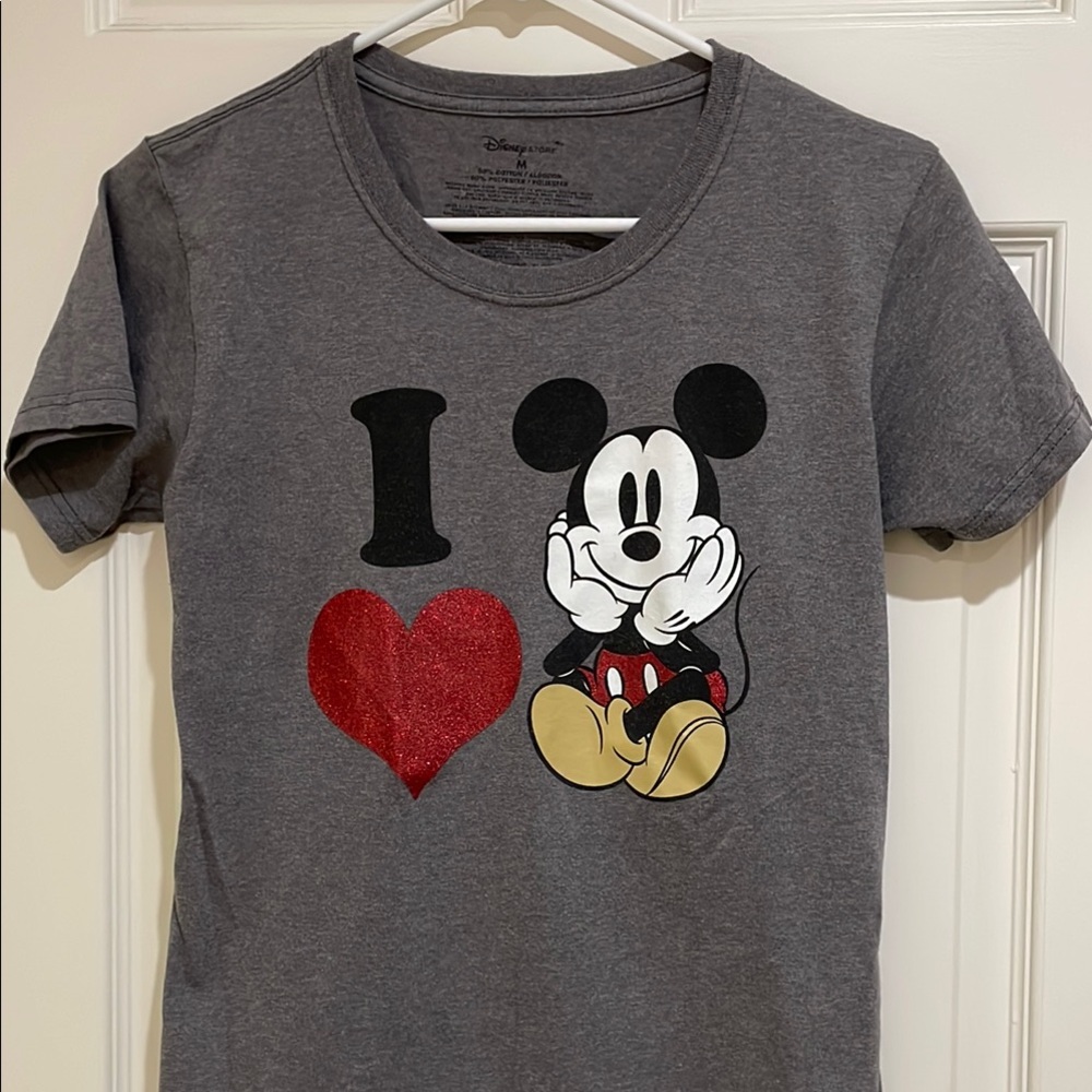 Medium ladies I ❤️Mickey Mouse tee